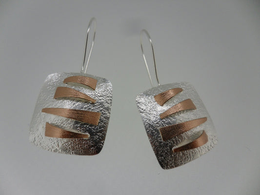 Earring 100296